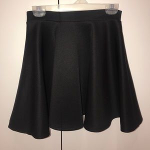 Un Deux Trois Nice Black Skirt